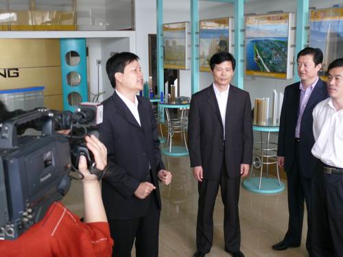 沛縣領導到我公司參觀考察