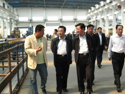 江蘇省副省長及徐州市政府領導分別到我司參觀視察工作