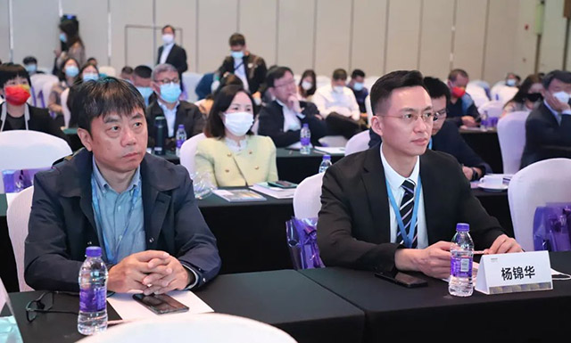 華昌集團銷售總經理劉洪之、副總經理楊錦華代表出席活動